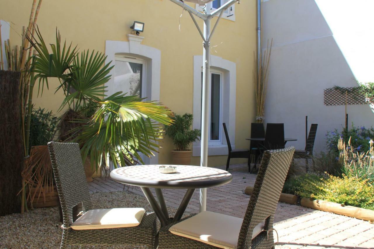 Le Logis Gout Apartment Carcassonne Exterior photo